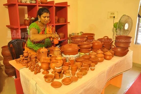magalir suya uthavi kulu - Valluvar Kottam